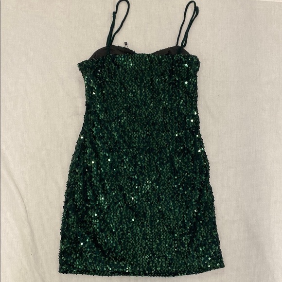 Glamorous Emerald Sequin Mini Dress - Picture 6 of 9